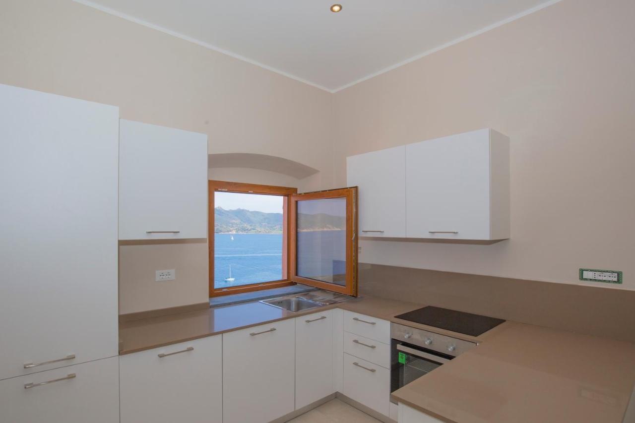 Helloelba Appartamento Il Faro Portoferraio Exterior foto